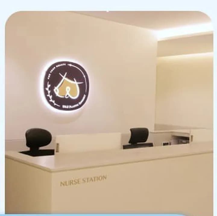 Nurse station at U&U Plastic Surgery